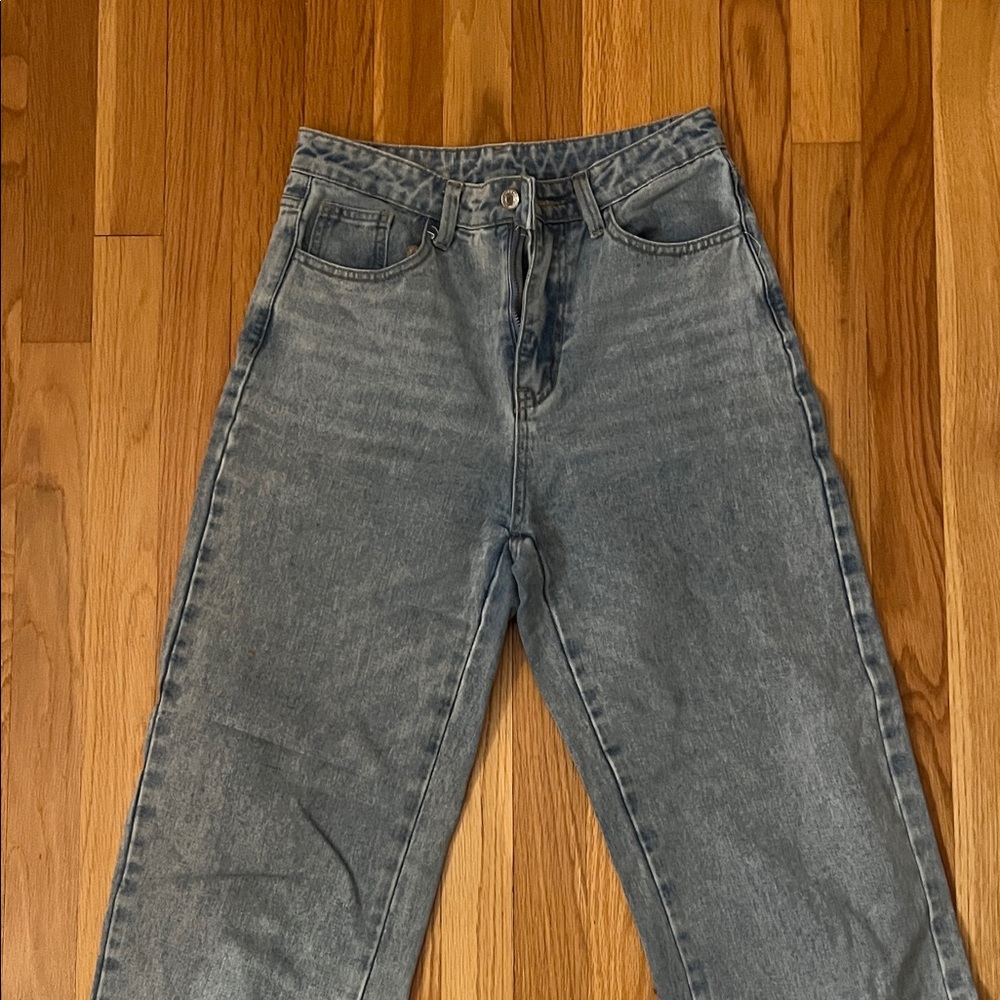 SHEIN Women's Straight Leg Jeans in Gray